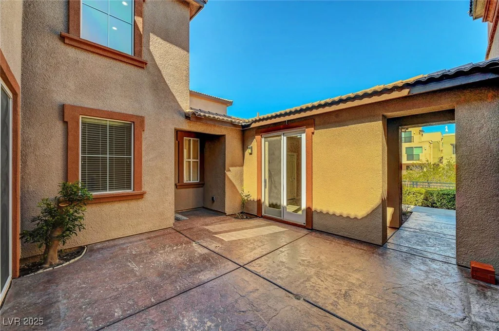 11356 Belmont Lake, Las Vegas, NV 89135