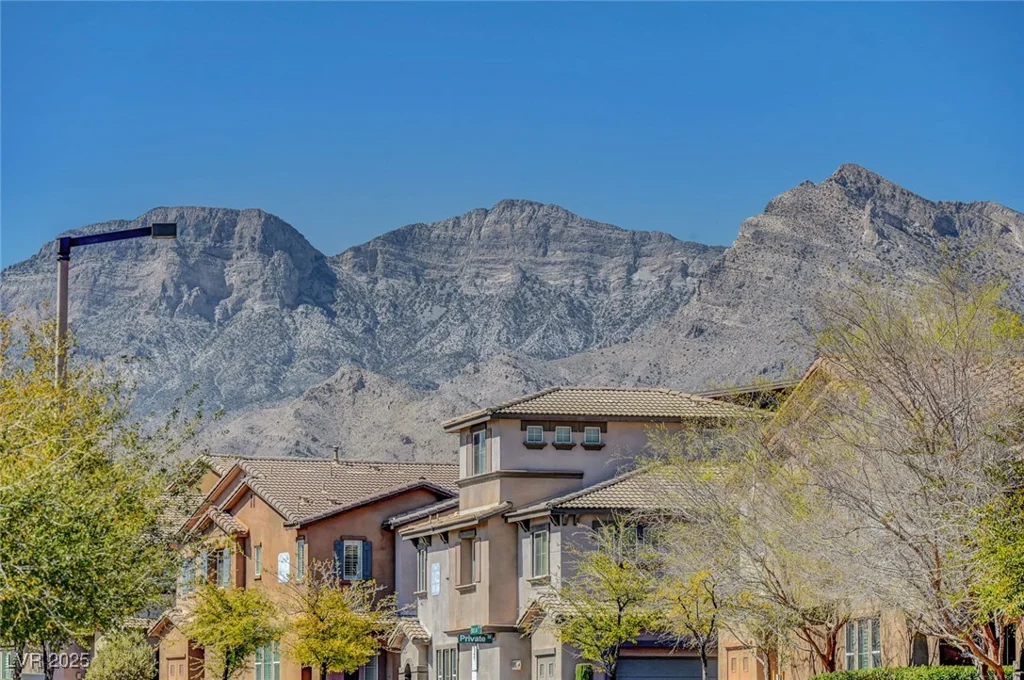 11356 Belmont Lake, Las Vegas, NV 89135
