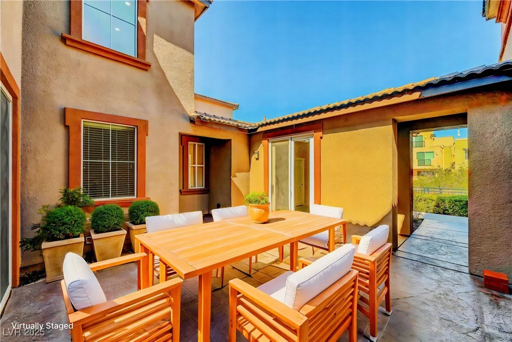 11356 Belmont Lake, Las Vegas, NV 89135