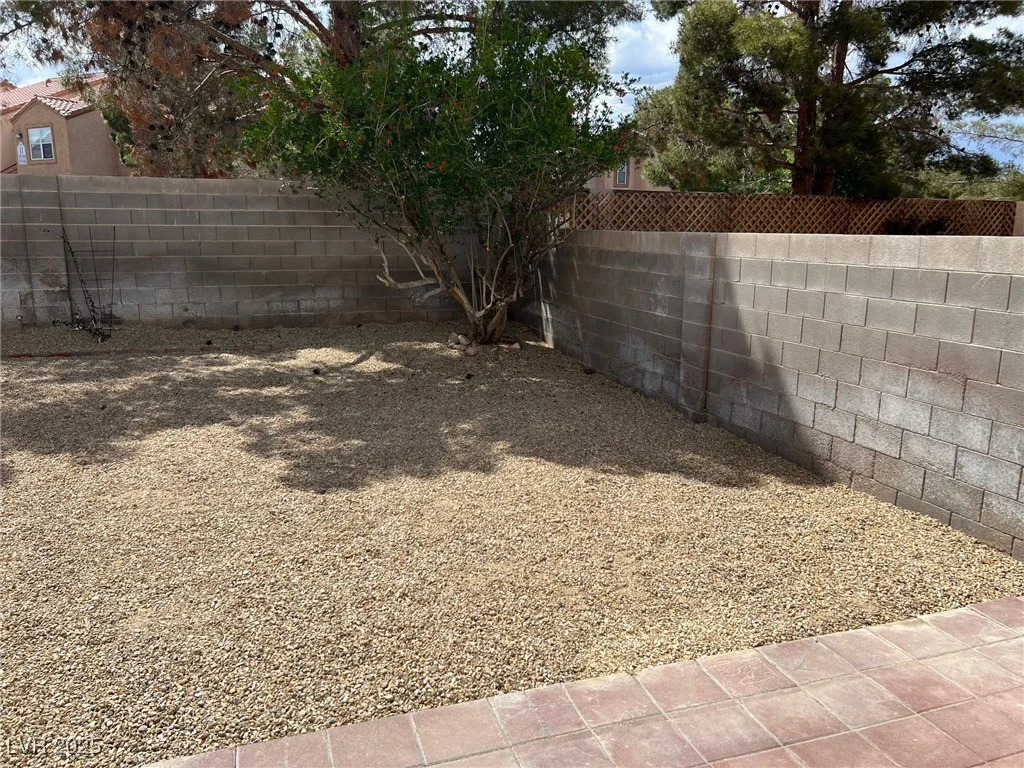 1249 Lucia, Las Vegas, NV 89128