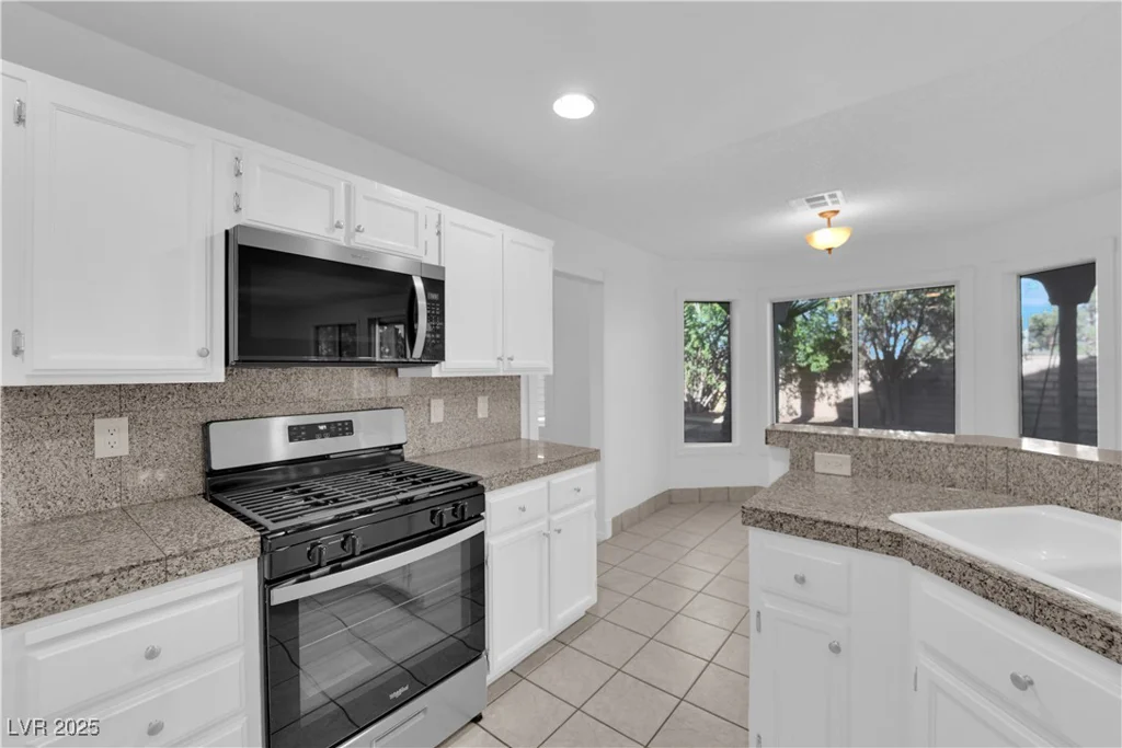 2808 Deep Water, Las Vegas, NV 89117