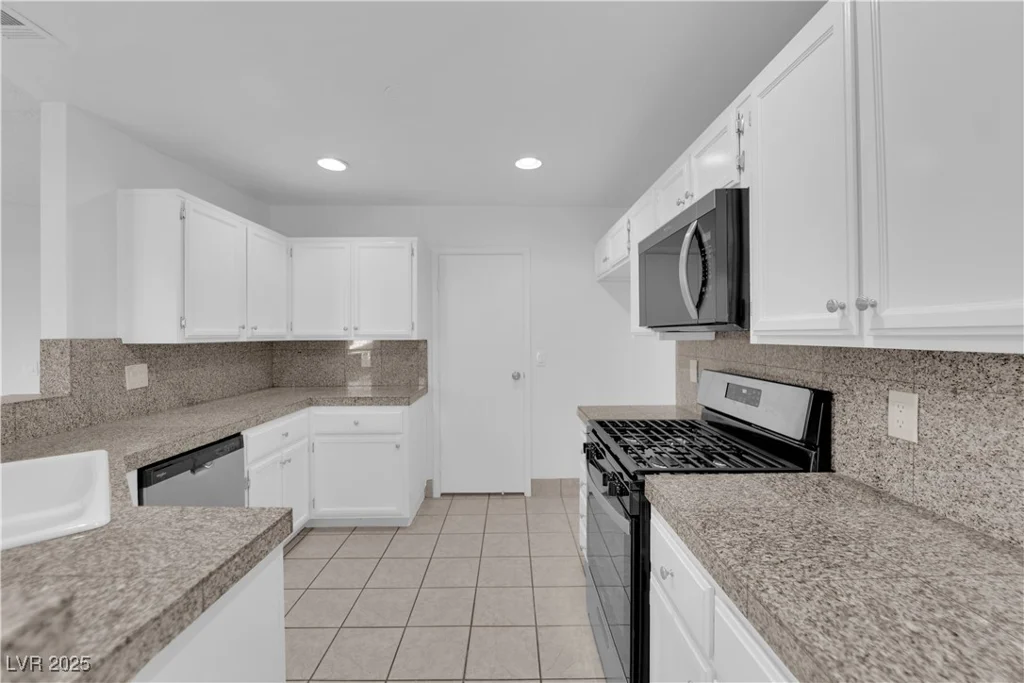2808 Deep Water, Las Vegas, NV 89117
