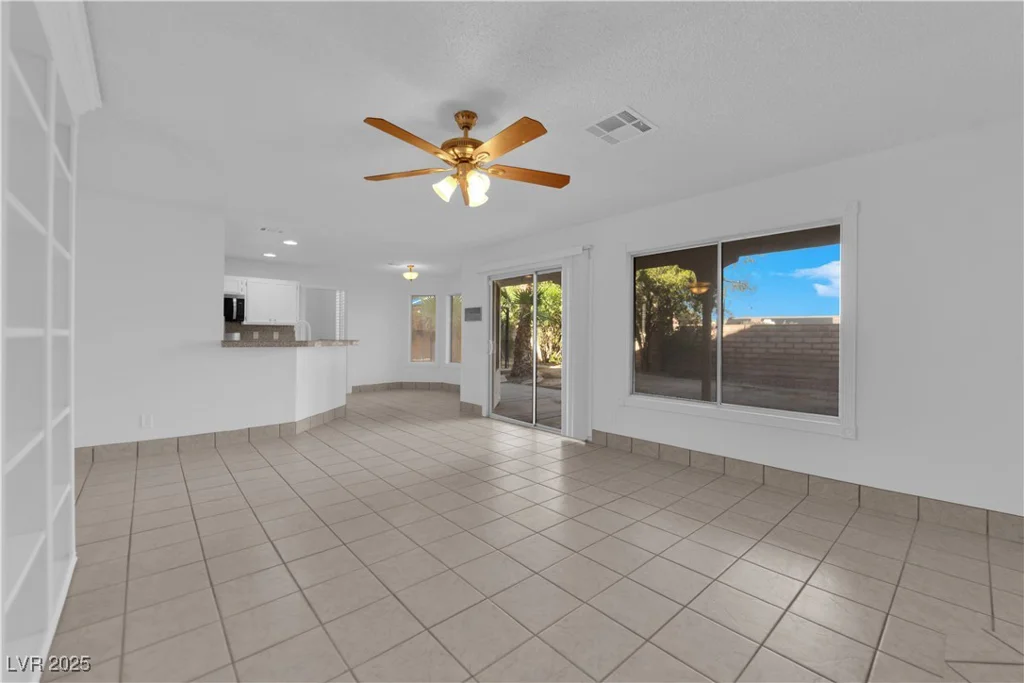 2808 Deep Water, Las Vegas, NV 89117