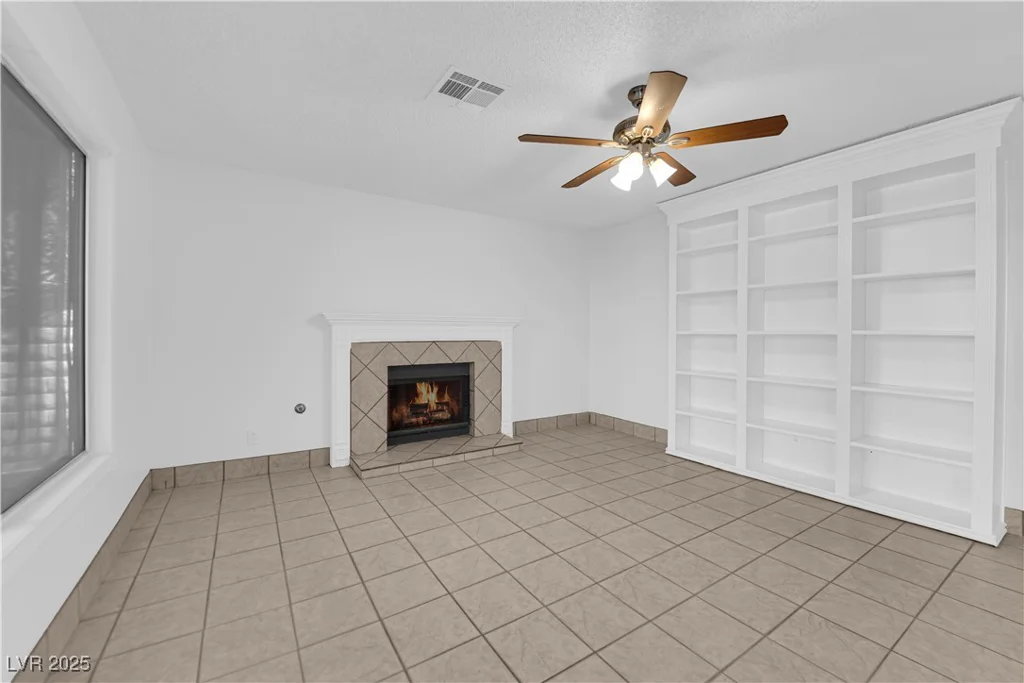 2808 Deep Water, Las Vegas, NV 89117