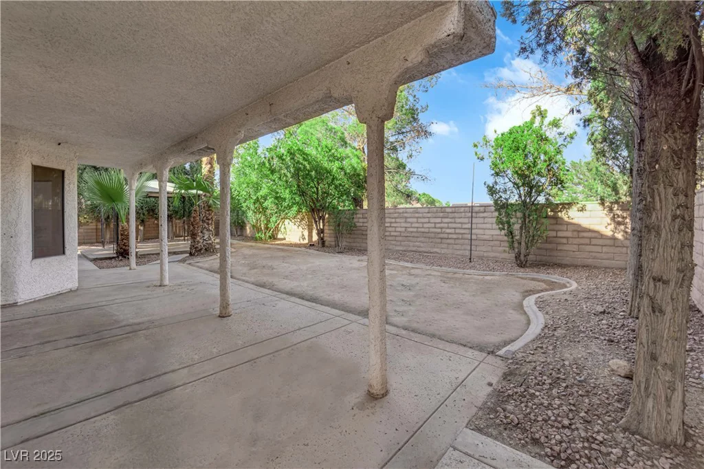 2808 Deep Water, Las Vegas, NV 89117