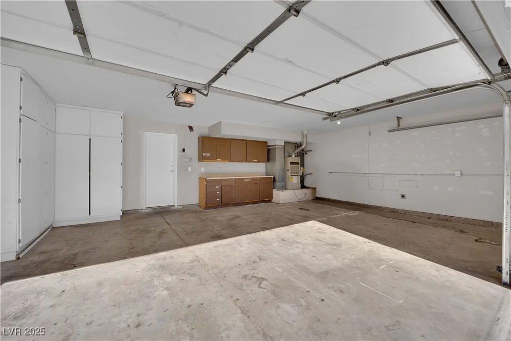 2808 Deep Water, Las Vegas, NV 89117