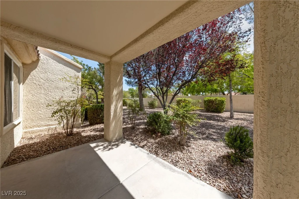 2208 Spring Water, Las Vegas, NV 89134