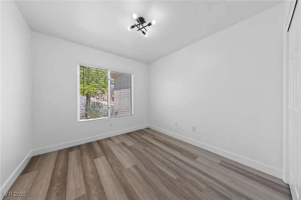2208 Spring Water, Las Vegas, NV 89134