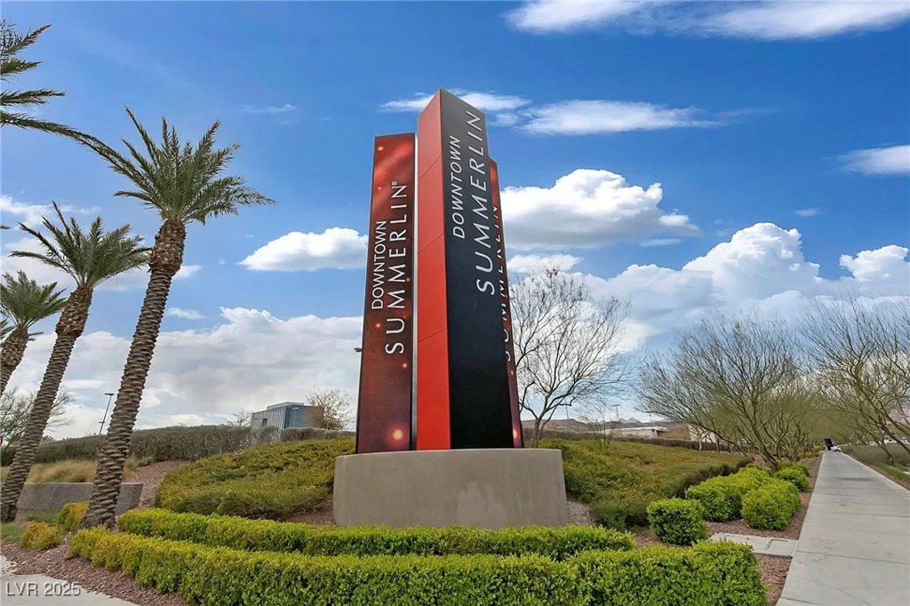 2208 Spring Water, Las Vegas, NV 89134