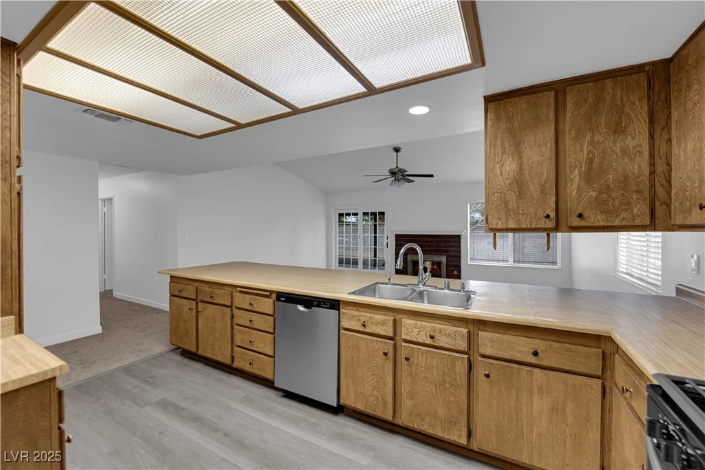 1913 Piccolo, Las Vegas, NV 89146