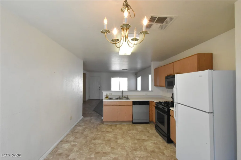 2845 Kensington, Las Vegas, NV 89156
