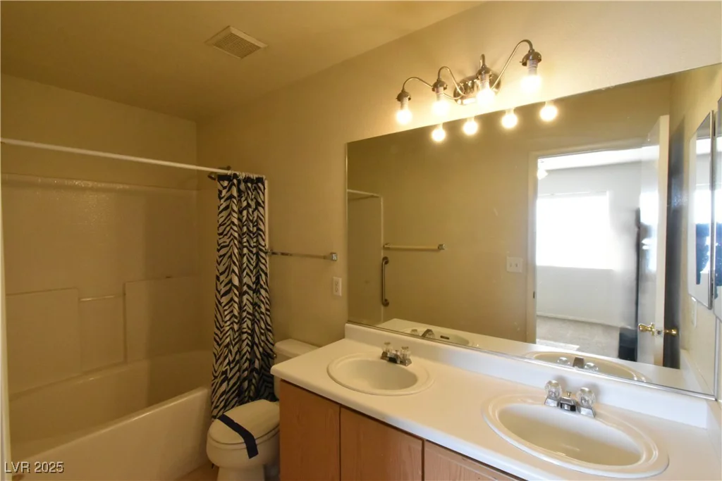 2845 Kensington, Las Vegas, NV 89156