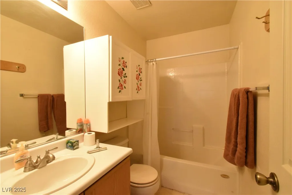 2845 Kensington, Las Vegas, NV 89156