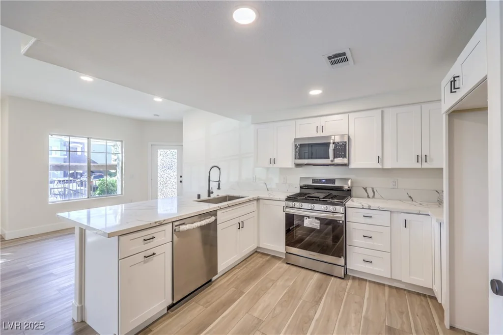 9303 Gilcrease, Las Vegas, NV 89149