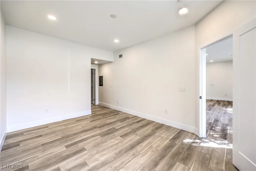 9303 Gilcrease, Las Vegas, NV 89149