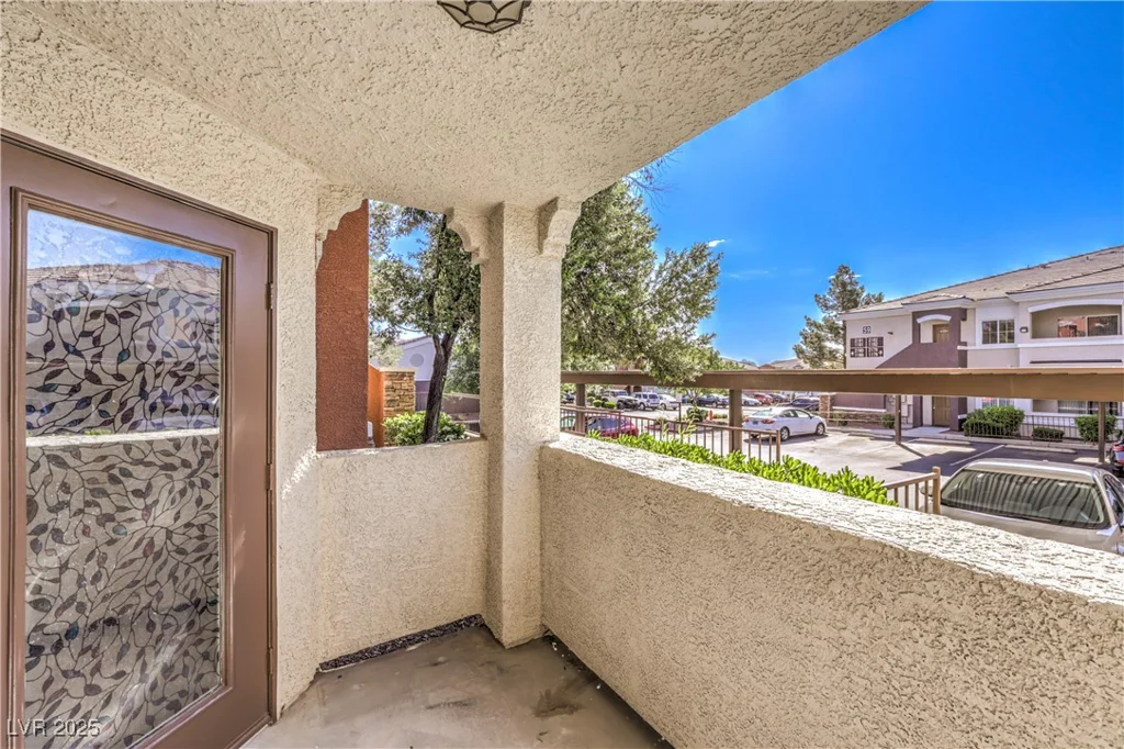 9303 Gilcrease, Las Vegas, NV 89149