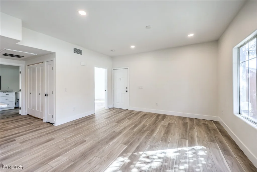 9303 Gilcrease, Las Vegas, NV 89149