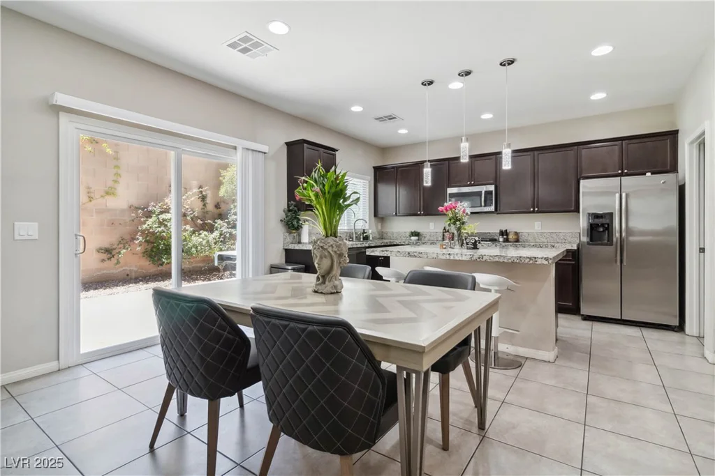 6731 Sumatra, Las Vegas, NV 89166