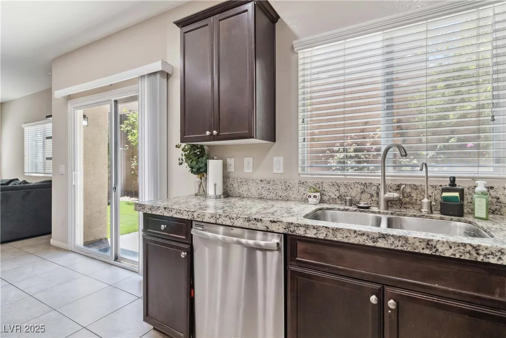 6731 Sumatra, Las Vegas, NV 89166