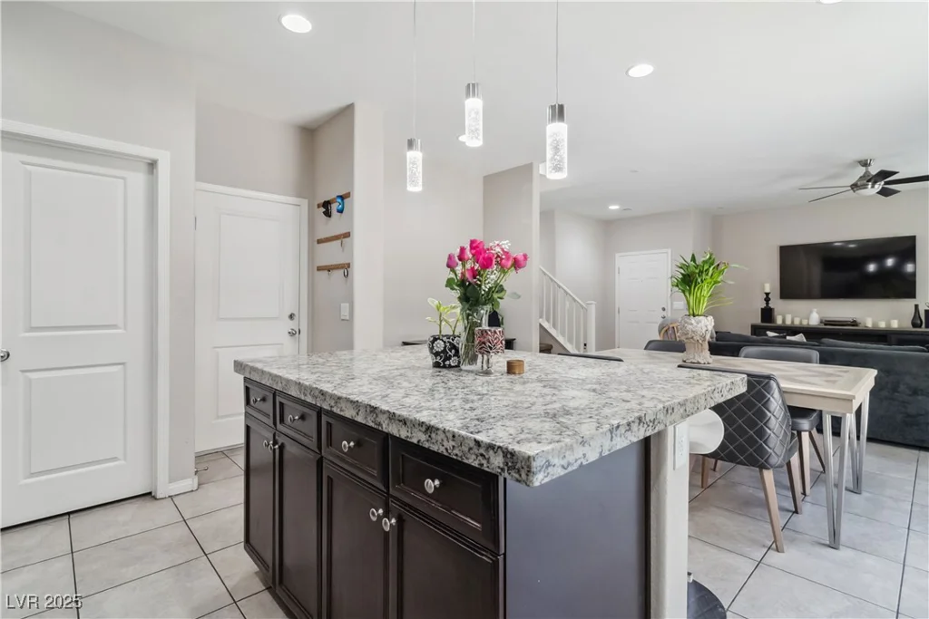 6731 Sumatra, Las Vegas, NV 89166