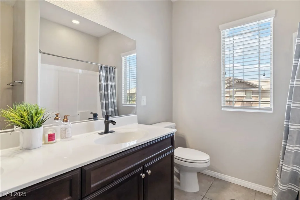 6731 Sumatra, Las Vegas, NV 89166