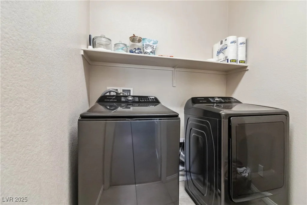 6731 Sumatra, Las Vegas, NV 89166