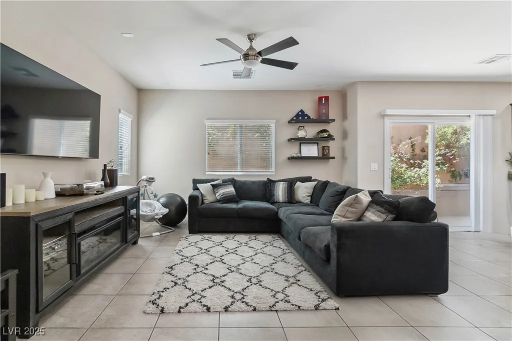 6731 Sumatra, Las Vegas, NV 89166