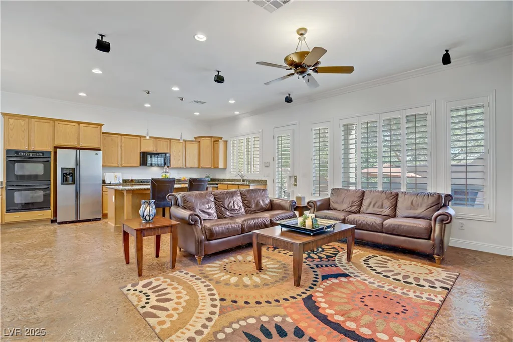 11369 Rancho Villa Verde, Las Vegas, NV 89138