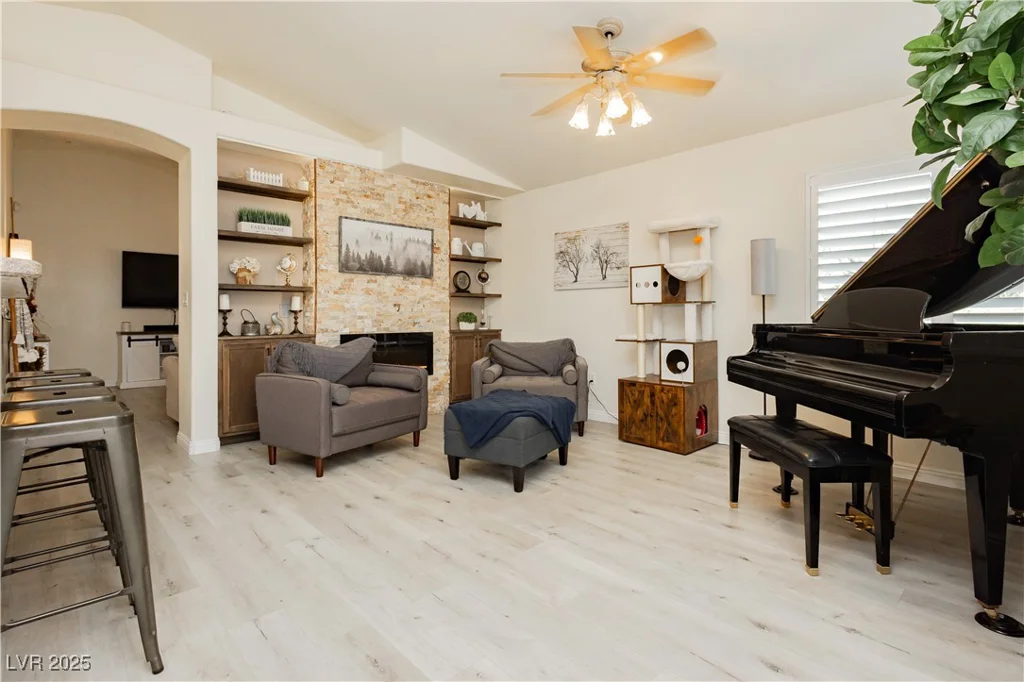 504 Painted Cloud, Las Vegas, NV 89144
