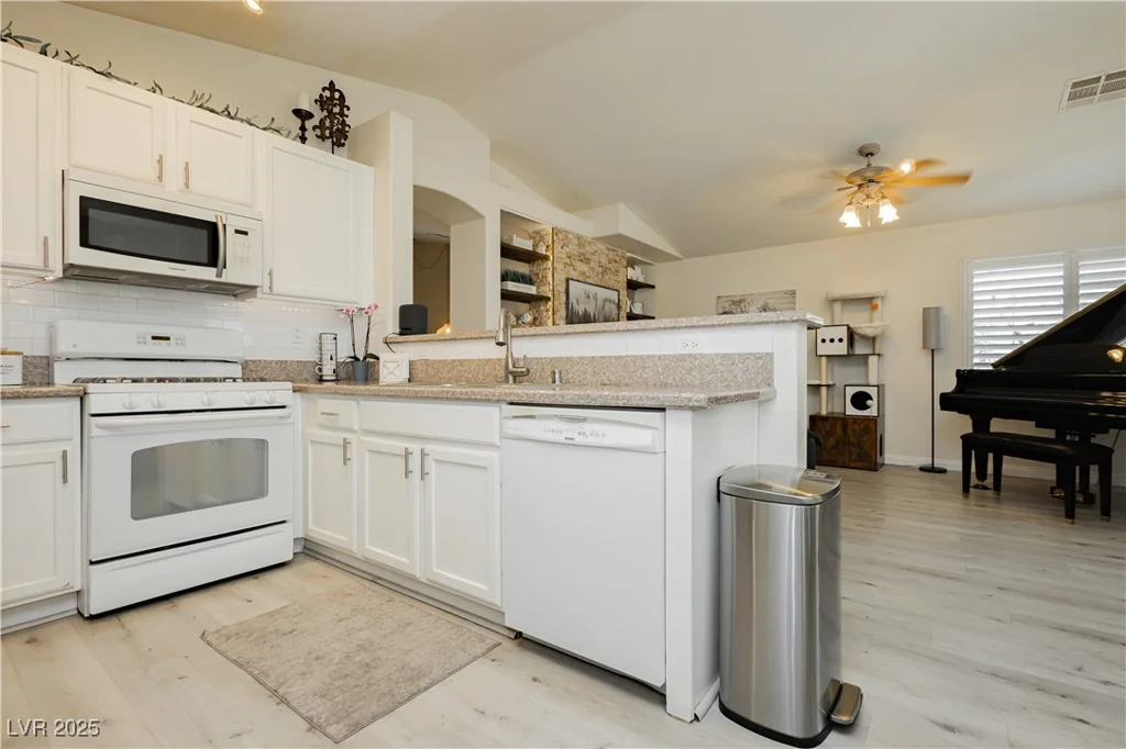 504 Painted Cloud, Las Vegas, NV 89144