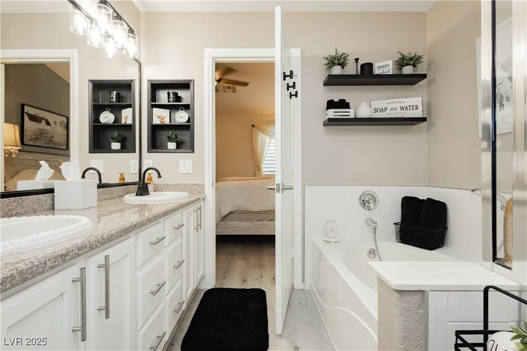 504 Painted Cloud, Las Vegas, NV 89144