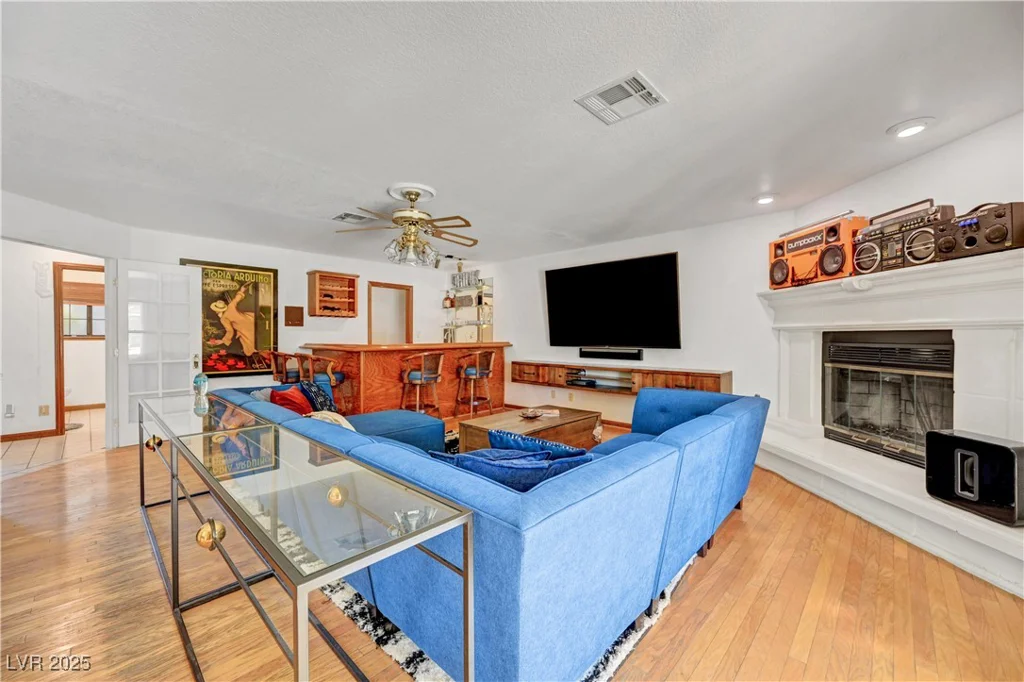 2771 Buffalo, Las Vegas, NV 89117