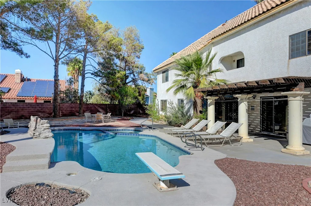 2771 Buffalo, Las Vegas, NV 89117