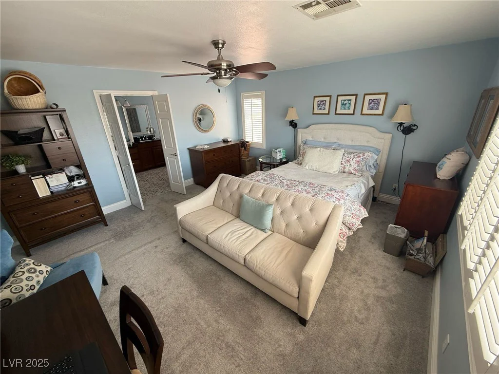 10071 Lemon Valley, Las Vegas, NV 89147