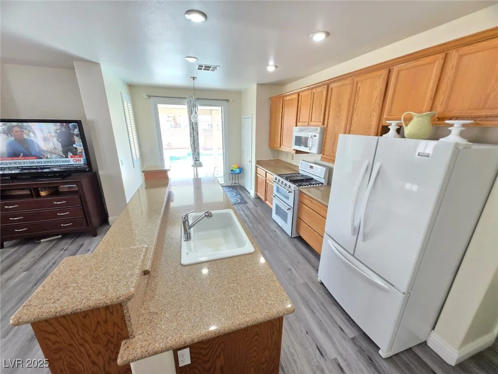 10071 Lemon Valley, Las Vegas, NV 89147