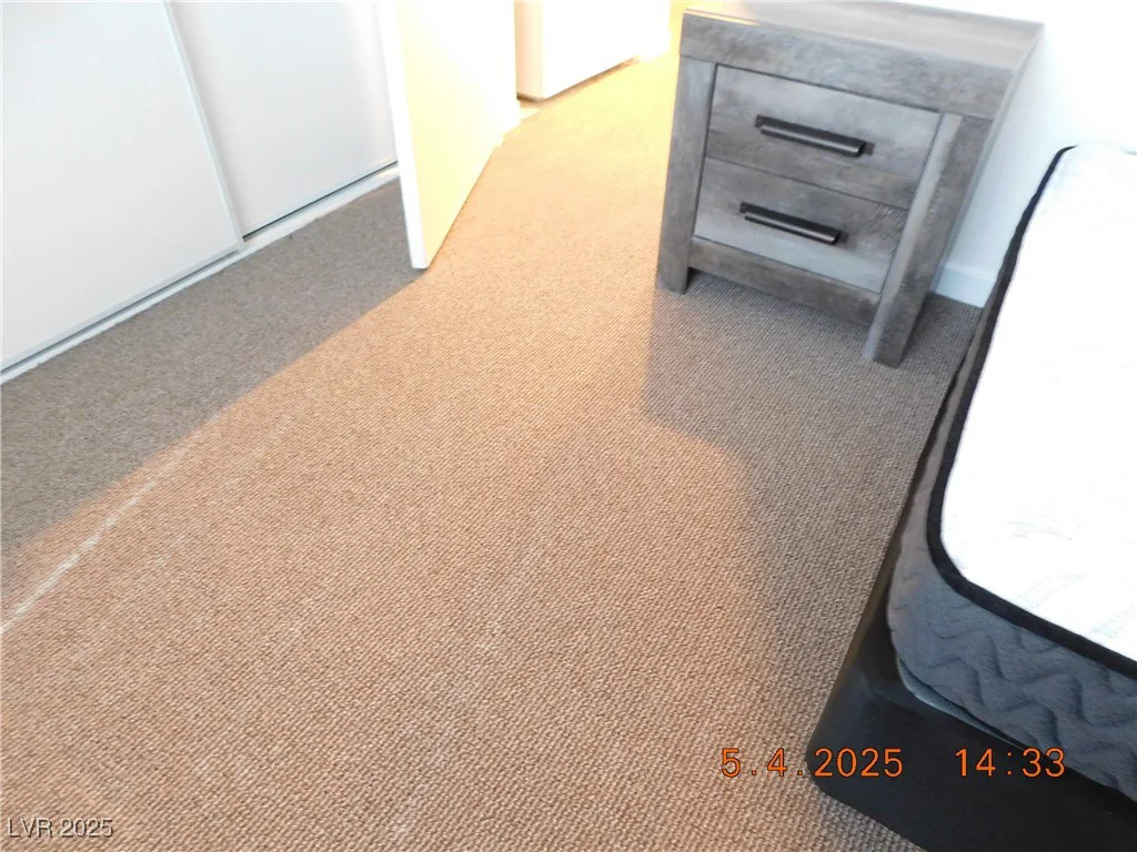 4663 Sand Creek, Las Vegas, NV 89103