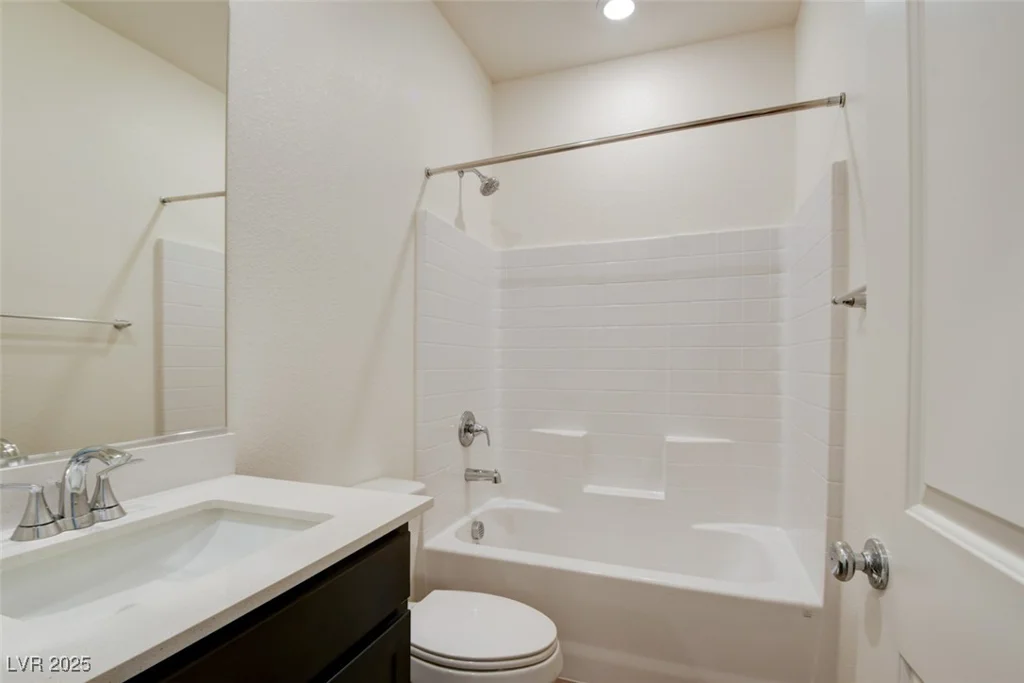 8909 Cherry Barn, Las Vegas, NV 89113