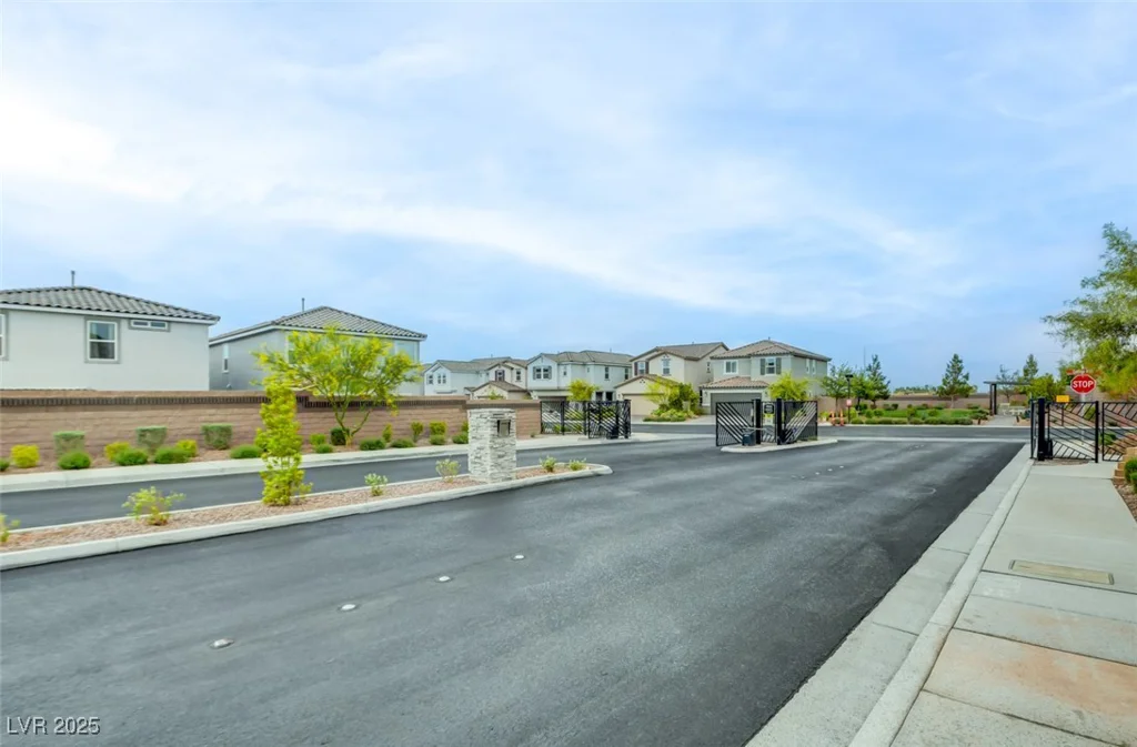 8909 Cherry Barn, Las Vegas, NV 89113