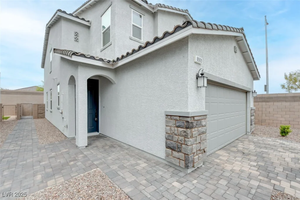 8909 Cherry Barn, Las Vegas, NV 89113