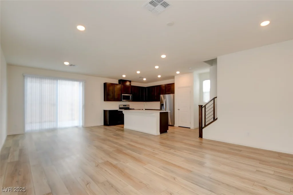 8909 Cherry Barn, Las Vegas, NV 89113