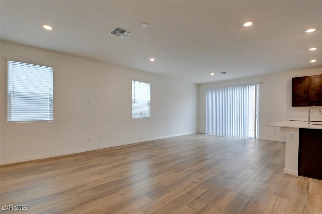 8909 Cherry Barn, Las Vegas, NV 89113