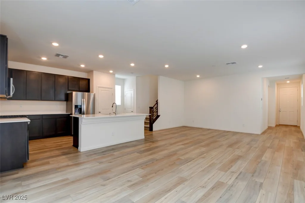 8909 Cherry Barn, Las Vegas, NV 89113