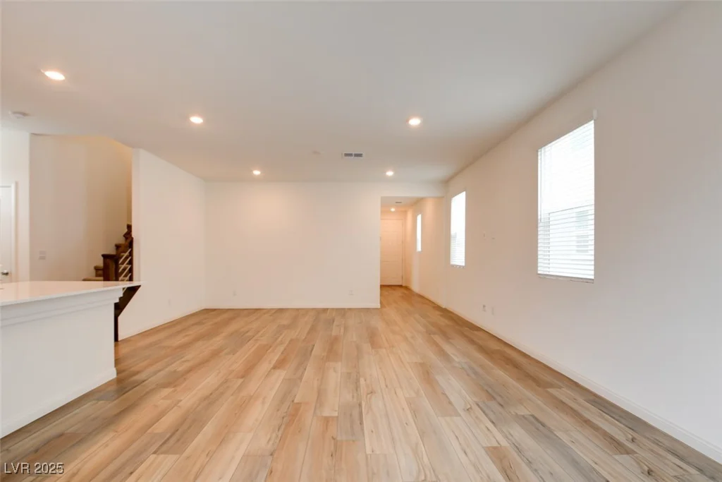 8909 Cherry Barn, Las Vegas, NV 89113