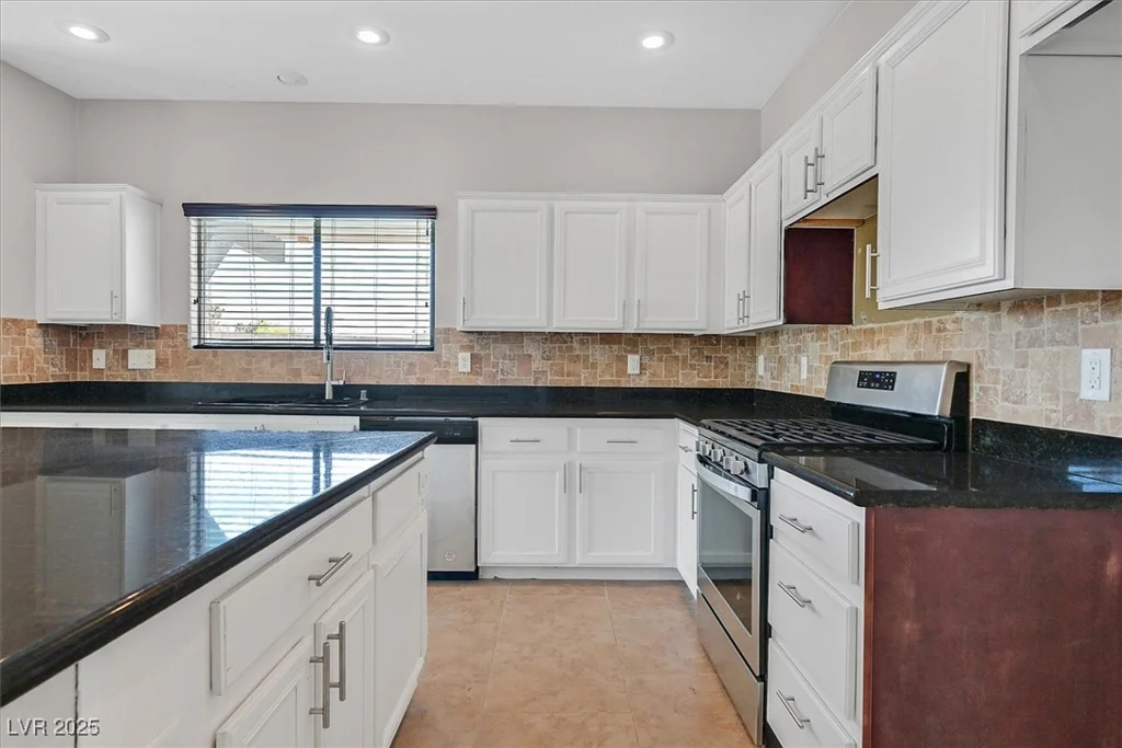 6150 Bunker Commons, Las Vegas, NV 89108