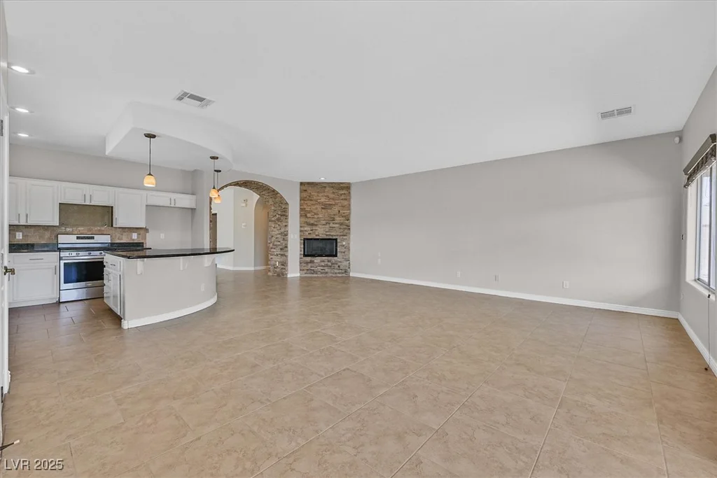 6150 Bunker Commons, Las Vegas, NV 89108