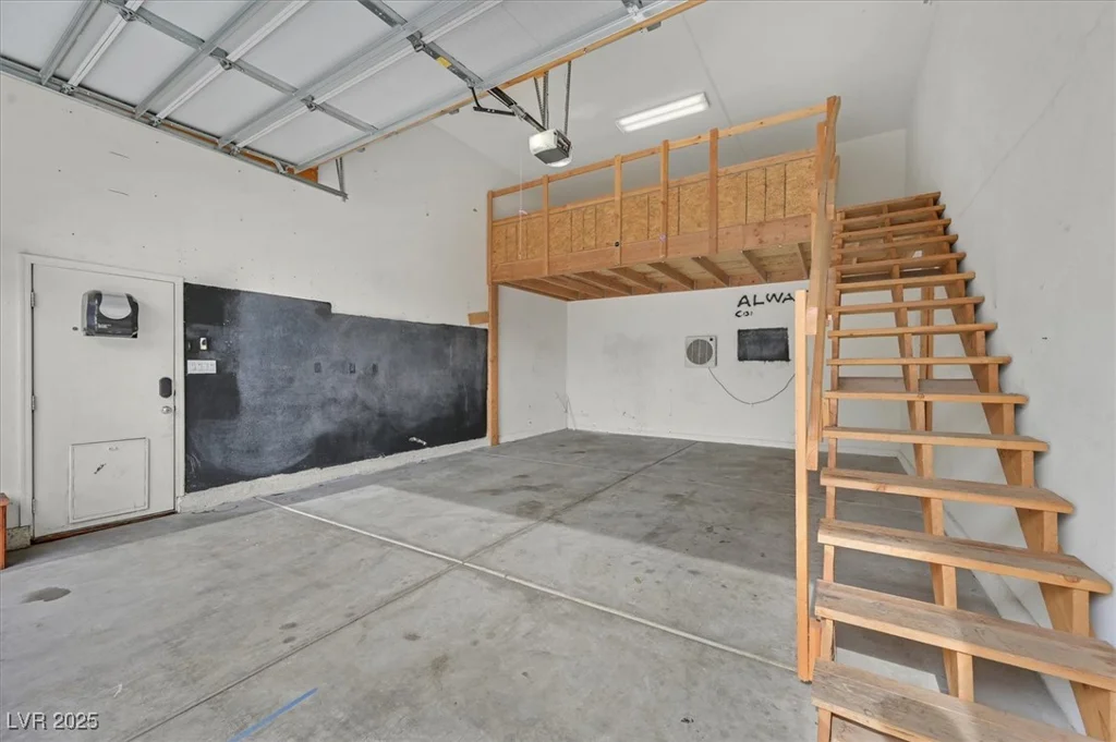 6150 Bunker Commons, Las Vegas, NV 89108