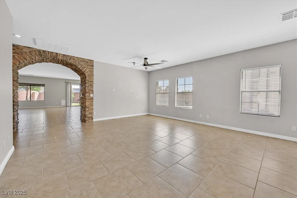 6150 Bunker Commons, Las Vegas, NV 89108