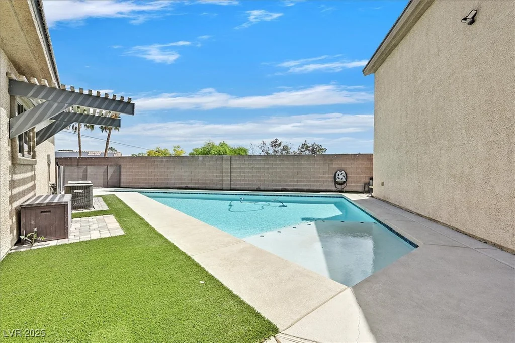 6150 Bunker Commons, Las Vegas, NV 89108