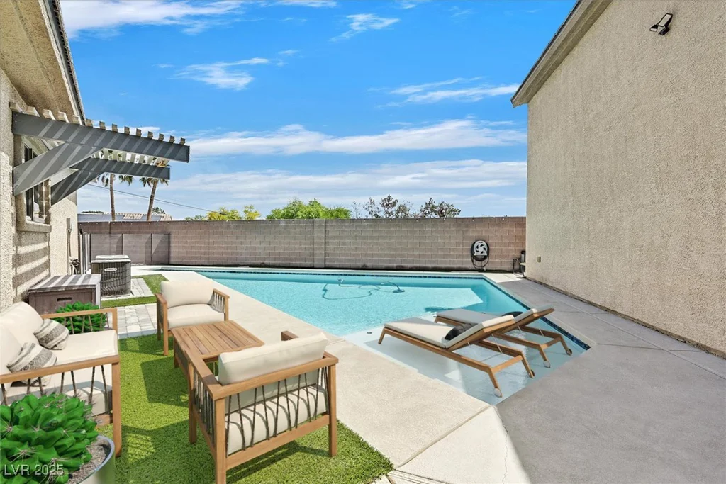 6150 Bunker Commons, Las Vegas, NV 89108