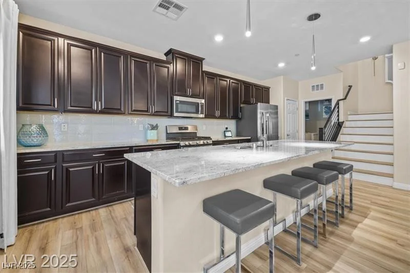 4465 Shimmering Skies, North Las Vegas, NV 89031